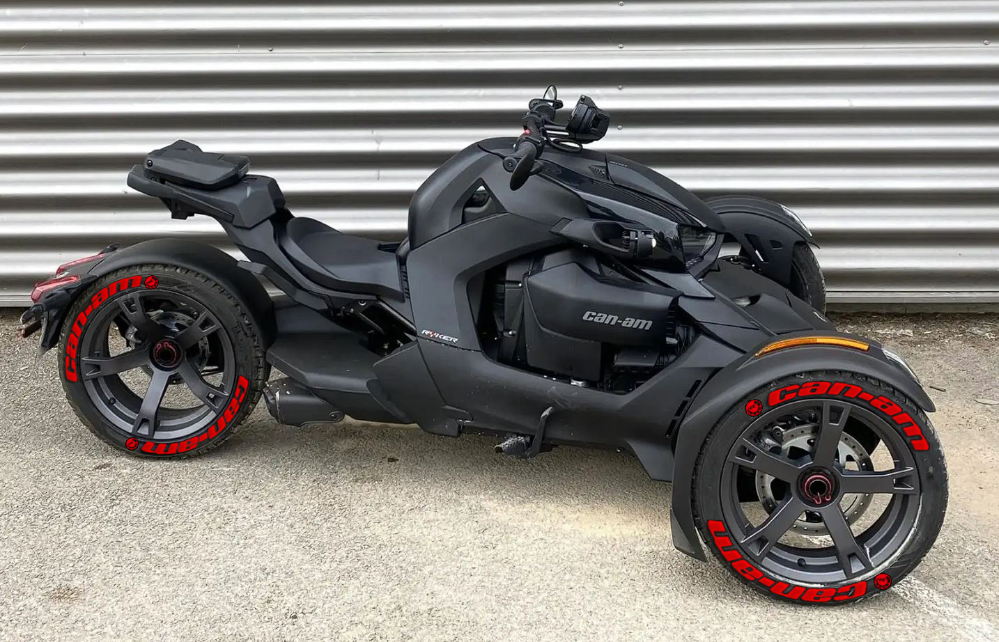 Can-Am Full Red, Set for 3 Tires (834) - Image 4