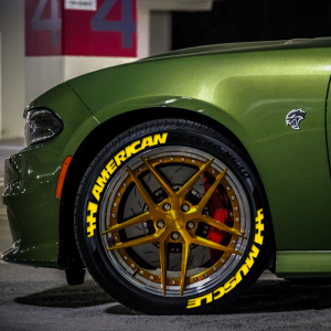 American Muscle + FLag Full Yellow, Set for 4 Tires (1493)