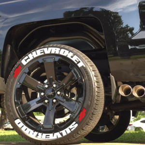 Chevrolet Silverado + Logo Red, Set for 4 Tires (1521)