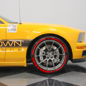 MUSTANG red + STRIPES, a Set for 4 tires (304)