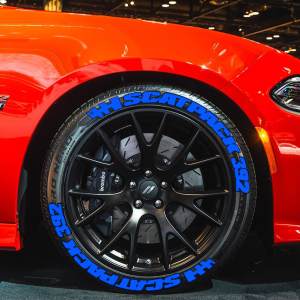 Scatpack 392 + Flag Full Blue, Set for 4 Tires (1210)