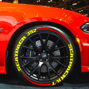 Scatpack 392 RT + Stripes Red, Set for 4 Tires (1175)