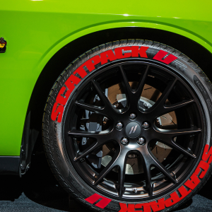 Scatpack + Logo Full Red, Set for 4 Tires (1199)