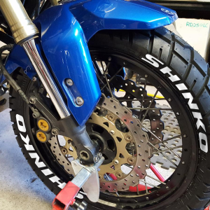Shinko, Set For 2 Tires Both Sides Left And Right (1567)