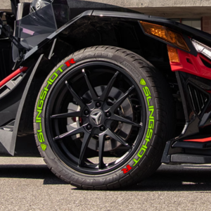 Slingshot R + Logo Green, Set for 3 Tires (1641)